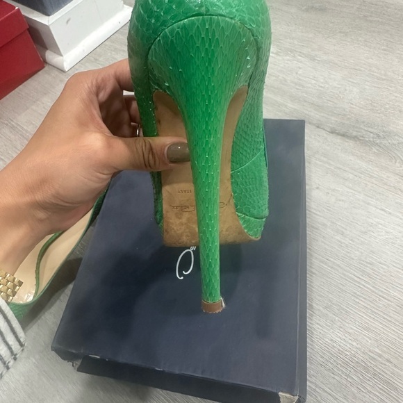 Vintage Oscar de la Renta python pumps - Picture 6 of 6